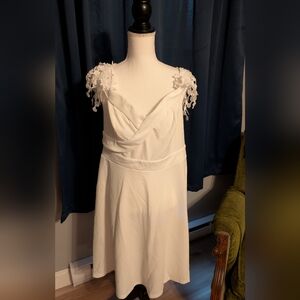 SHEIN White Lace Shoulder Wedding Dress